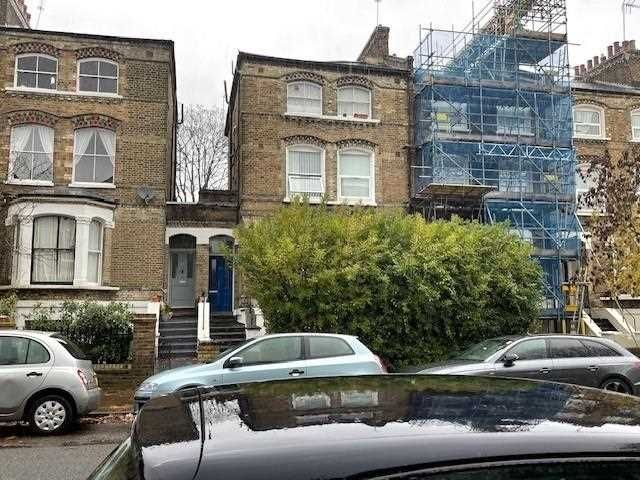 Property photo 2 of 11