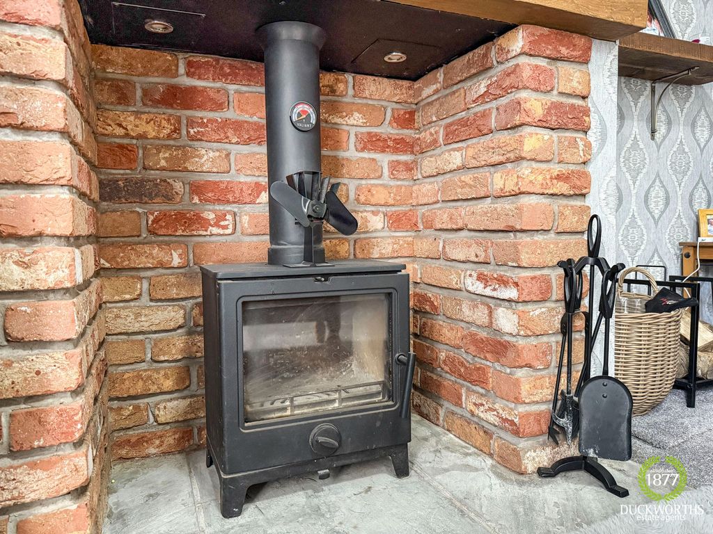Property photo 3 of 15