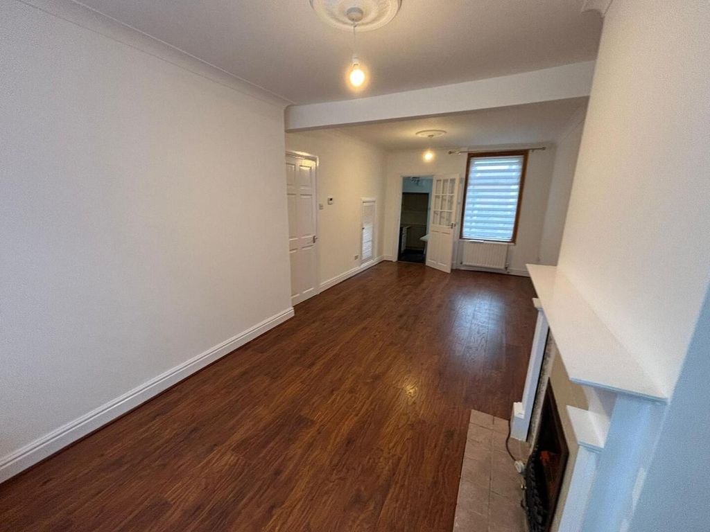 Property photo 3 of 13 Living Room