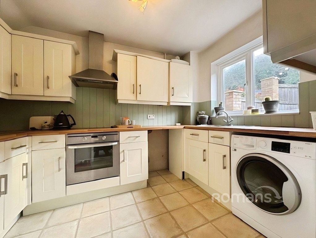 Property photo 3 of 11 Picture No. 12