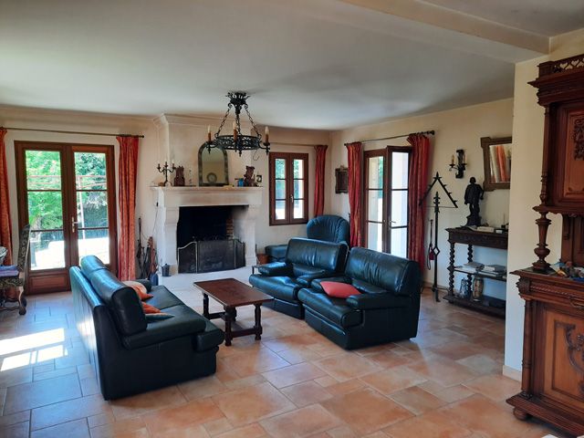 Property photo 2 of 28 Ss6
