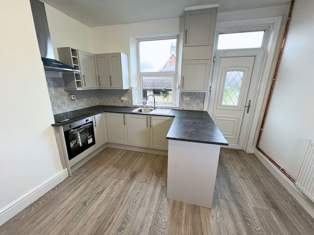 Property photo 3 of 14 Gallery