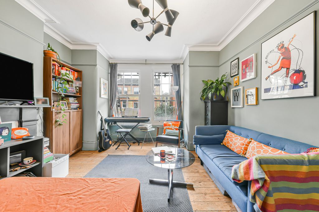 Property photo 1 of 7