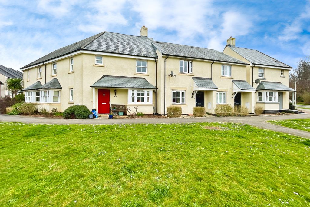 Property photo 1 of 17 Photography