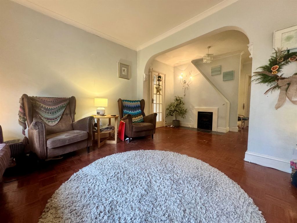 Property photo 3 of 4