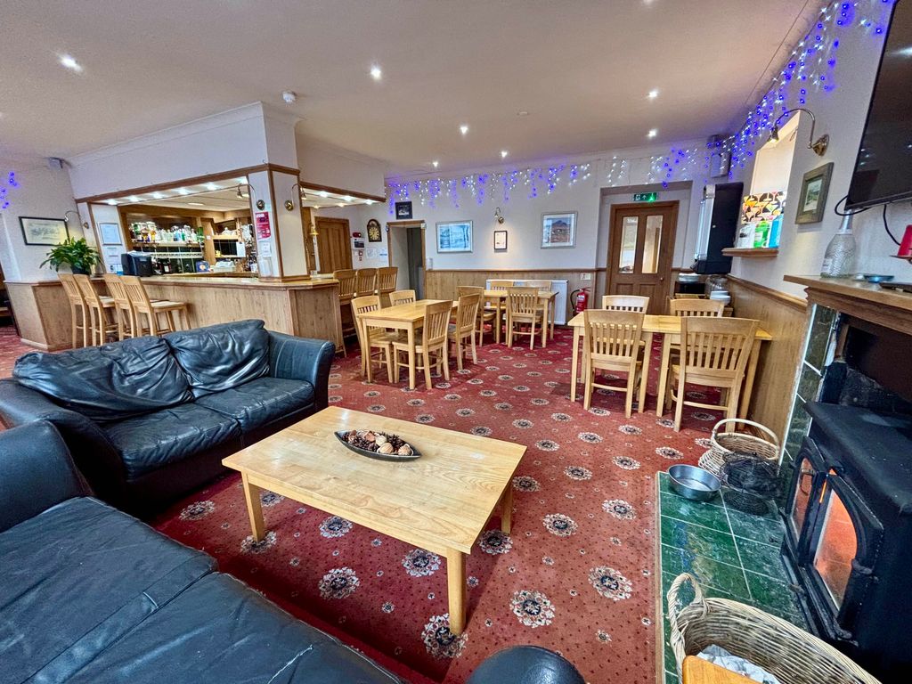 Property photo 3 of 24