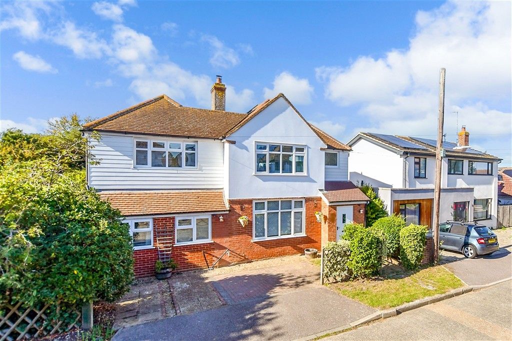 Property photo 1 of 25 Front