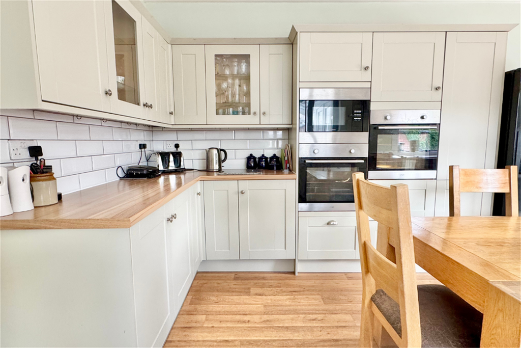 Property photo 3 of 48 Kitchen