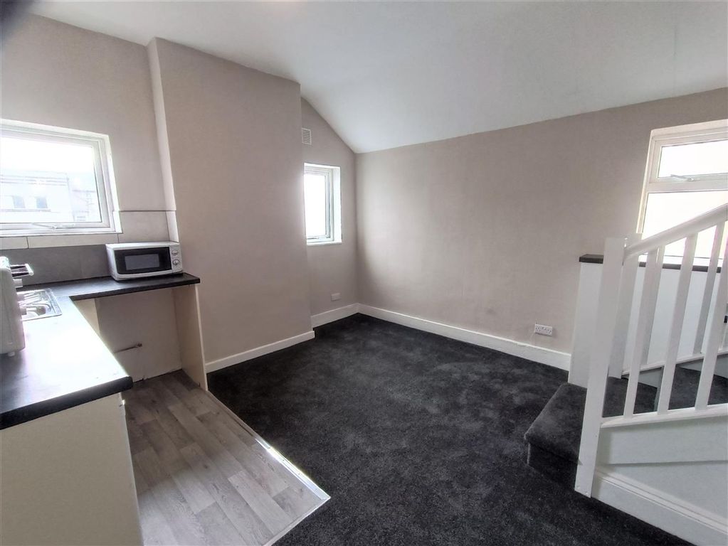 Property photo 3 of 4 Full View (2).Jpg