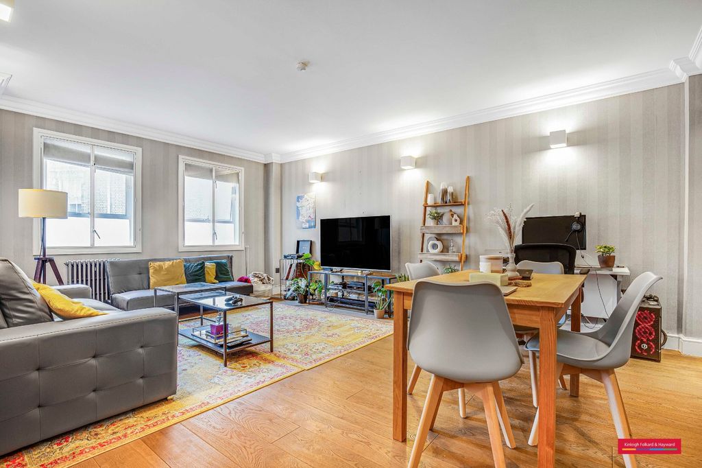 Property photo 1 of 11 Reception Room