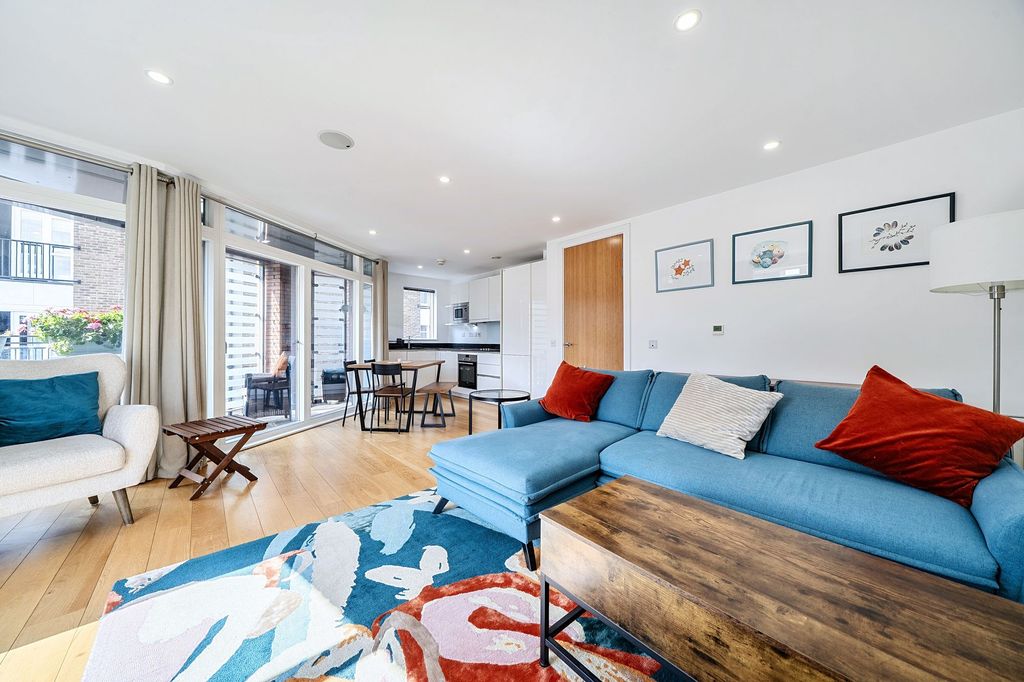 Property photo 1 of 19