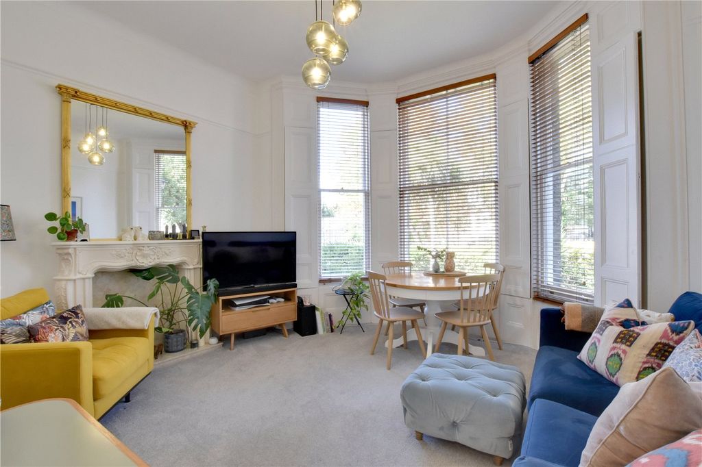 Property photo 3 of 13 Picture No. 20