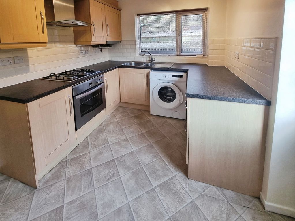 Property photo 2 of 9 Photo 7