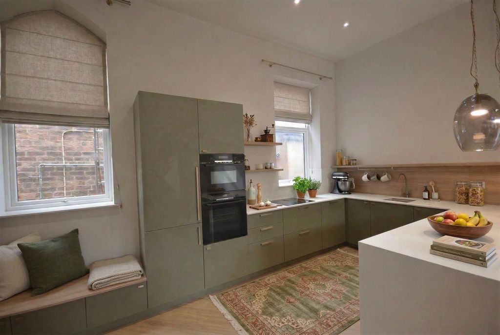 Property photo 2 of 5 Kitchen 1.Jpg