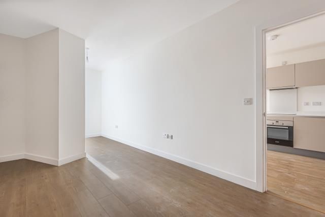 Property photo 3 of 11 Internal