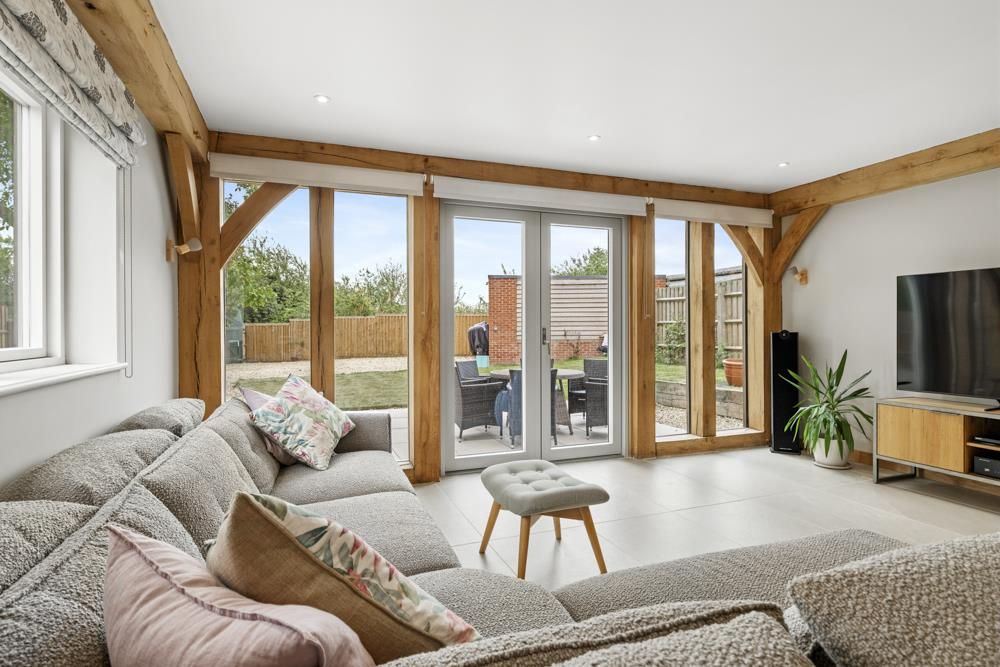 Property photo 3 of 34 Oak Tree House Web Ph-48.Jpg