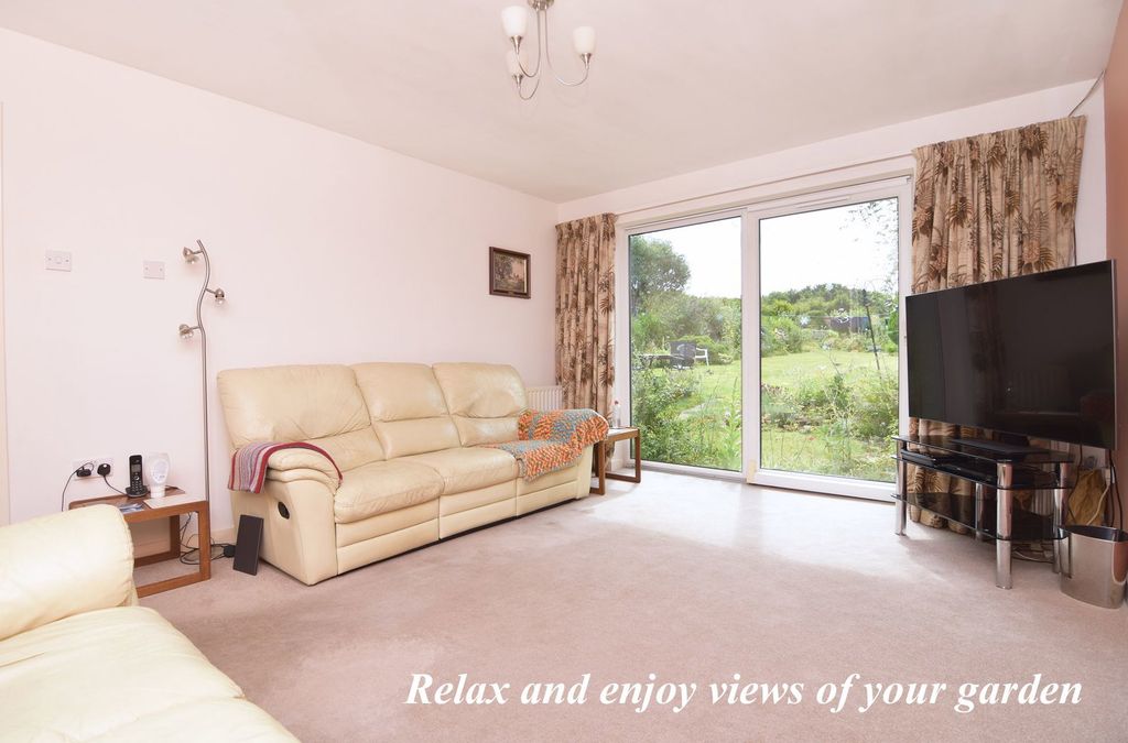 Property photo 2 of 16 2 - Living-Room