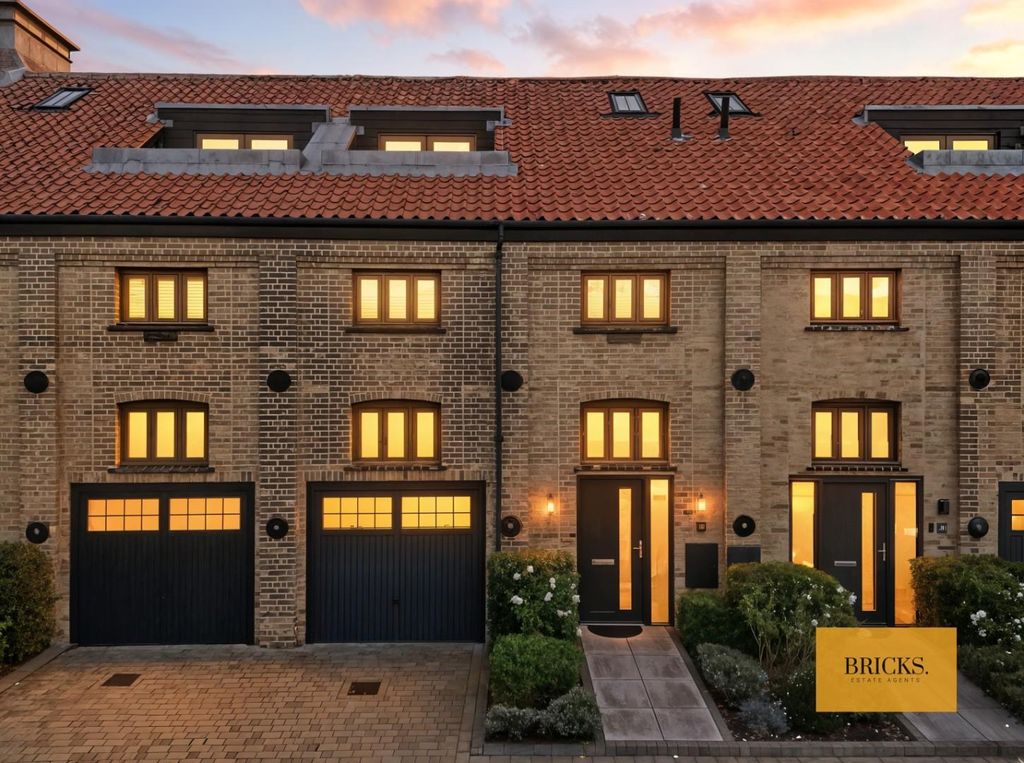 Property photo 1 of 39