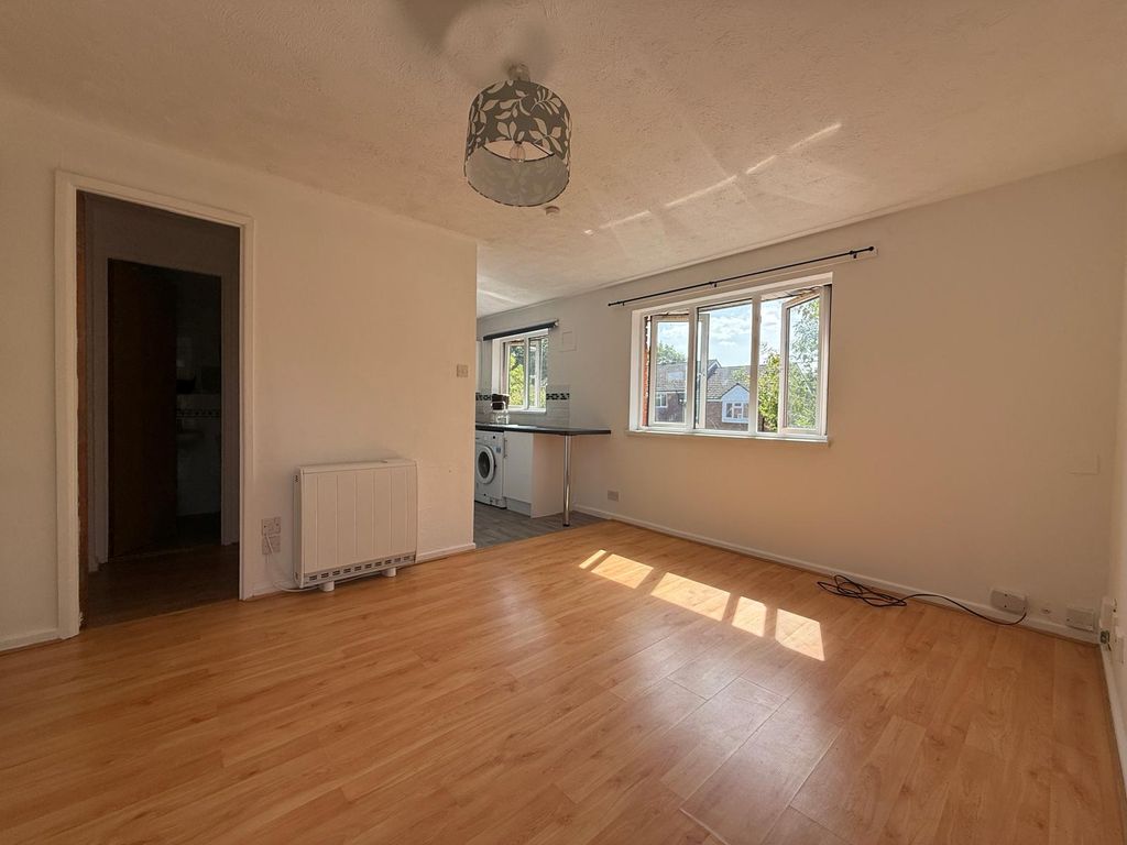 Property photo 1 of 5
