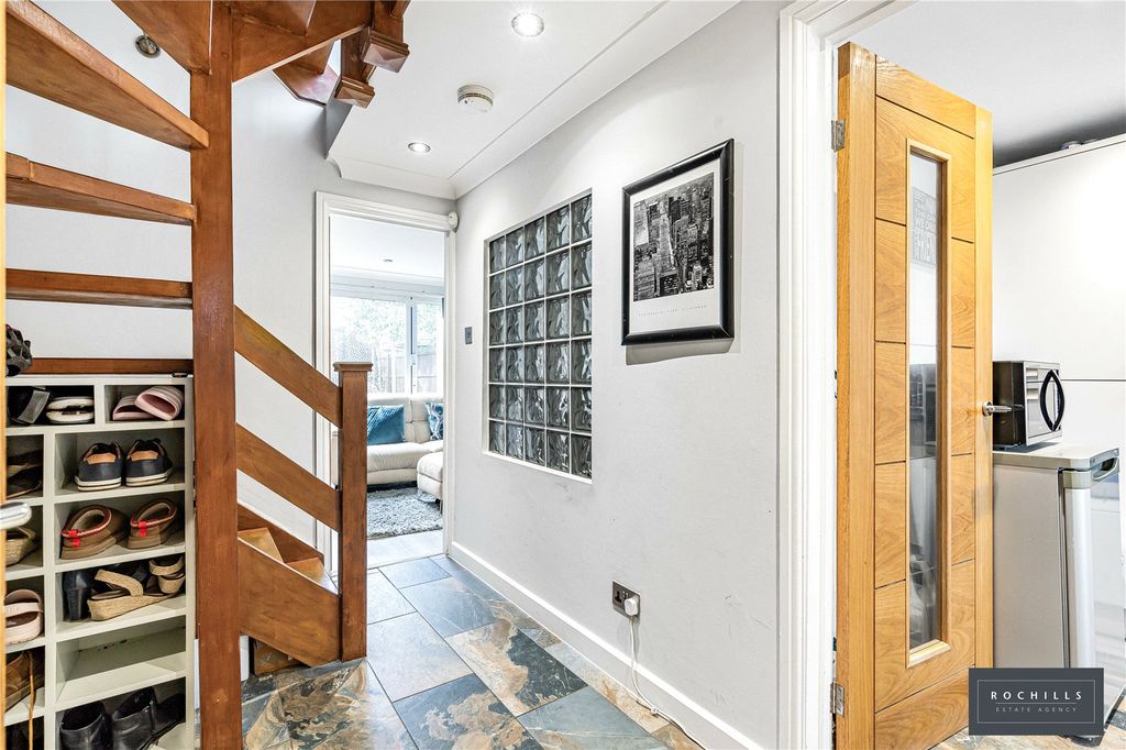 Property photo 3 of 24 Picture No. 60