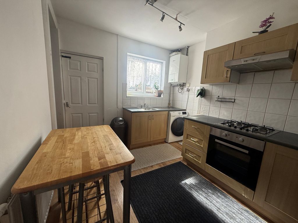 Property photo 3 of 12 Img_9613