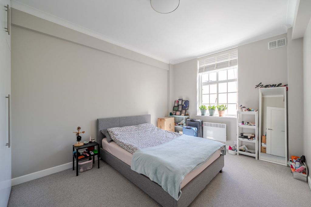 Property photo 3 of 13 Picture No. 15