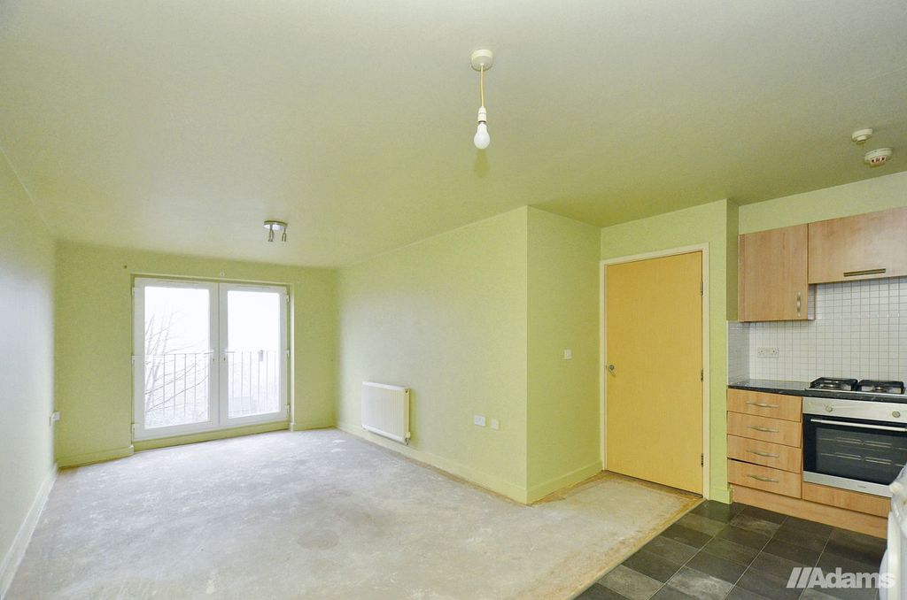 Property photo 3 of 8