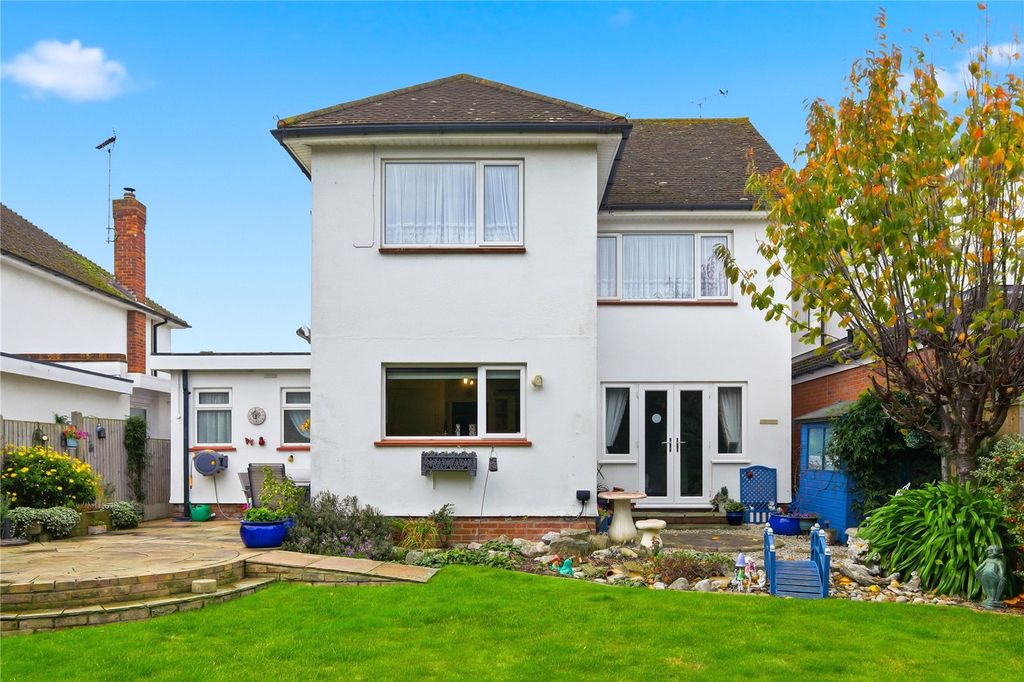 Property photo 3 of 18 Picture No. 21