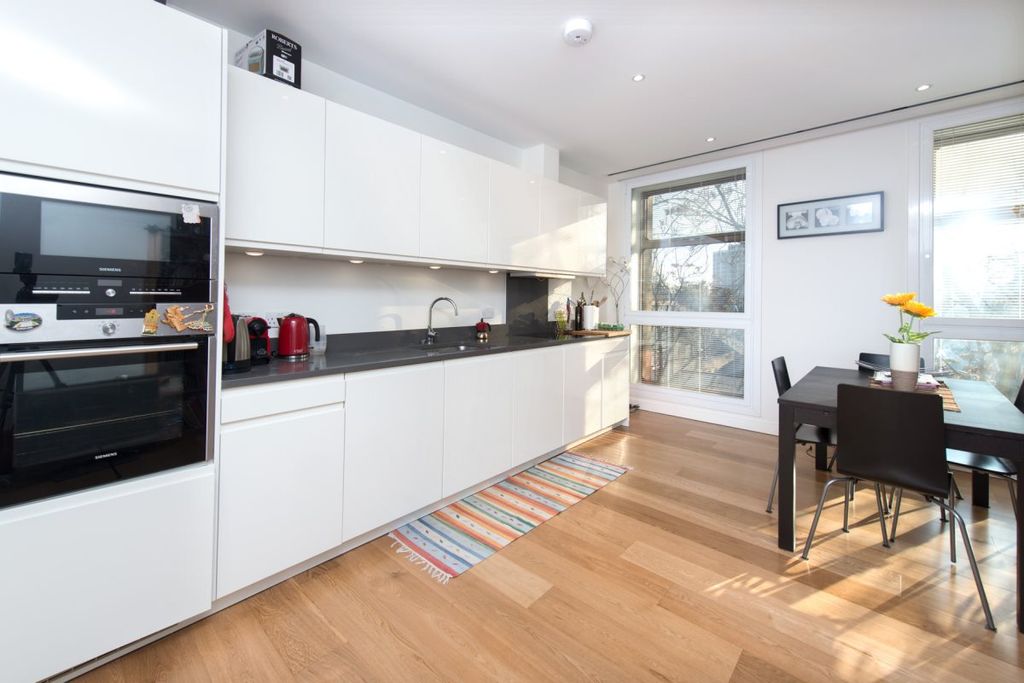 Property photo 2 of 4 Photo 02