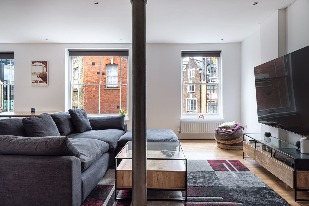 Property photo 3 of 35 Fleur- De- Li (16).Jpg