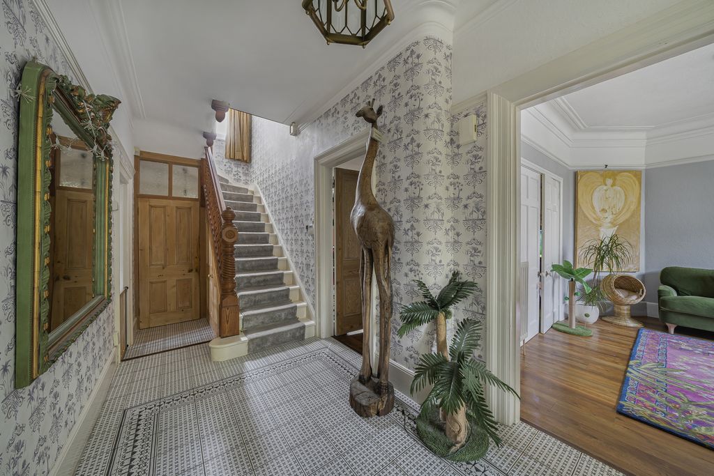 Property photo 2 of 27 Photo 1