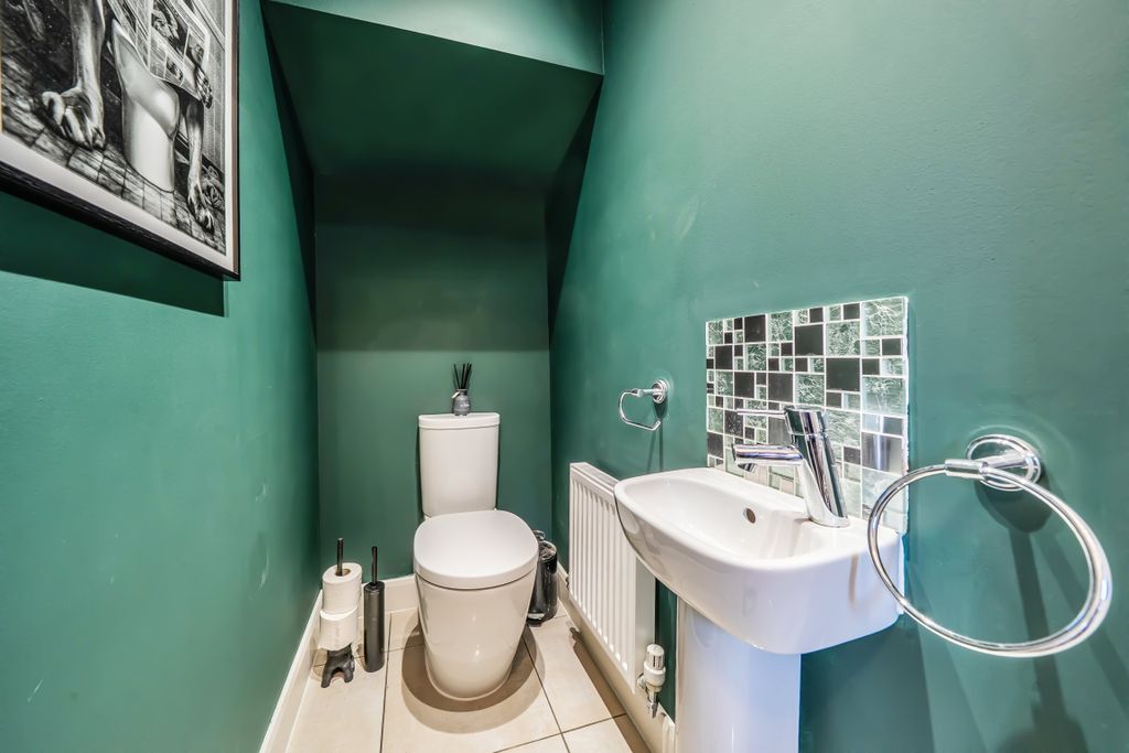 Property photo 3 of 19 14821562[2]