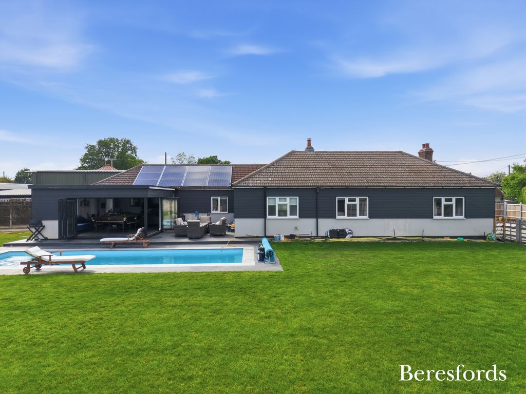Additional image 19 of 4 bed bungalow for saleBraintree Green, Rayne CM77