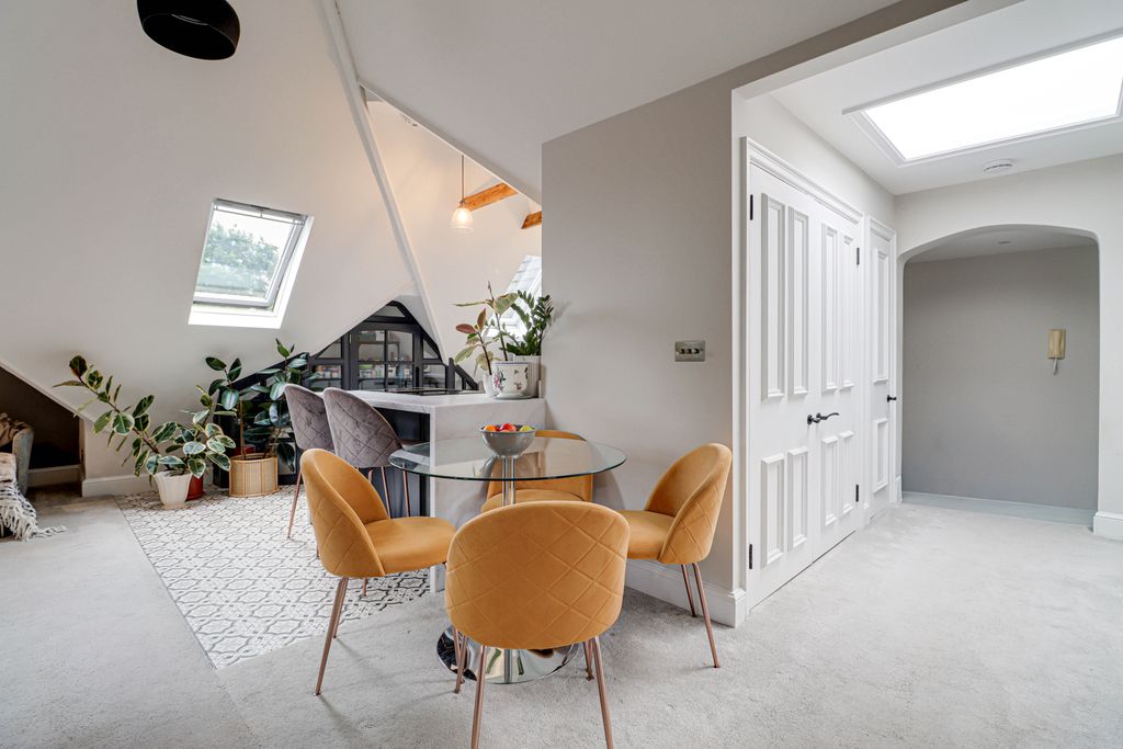 Additional image 16 of 2 bed flat for saleKirkwick Avenue, Harpenden, Hertfordshire AL5