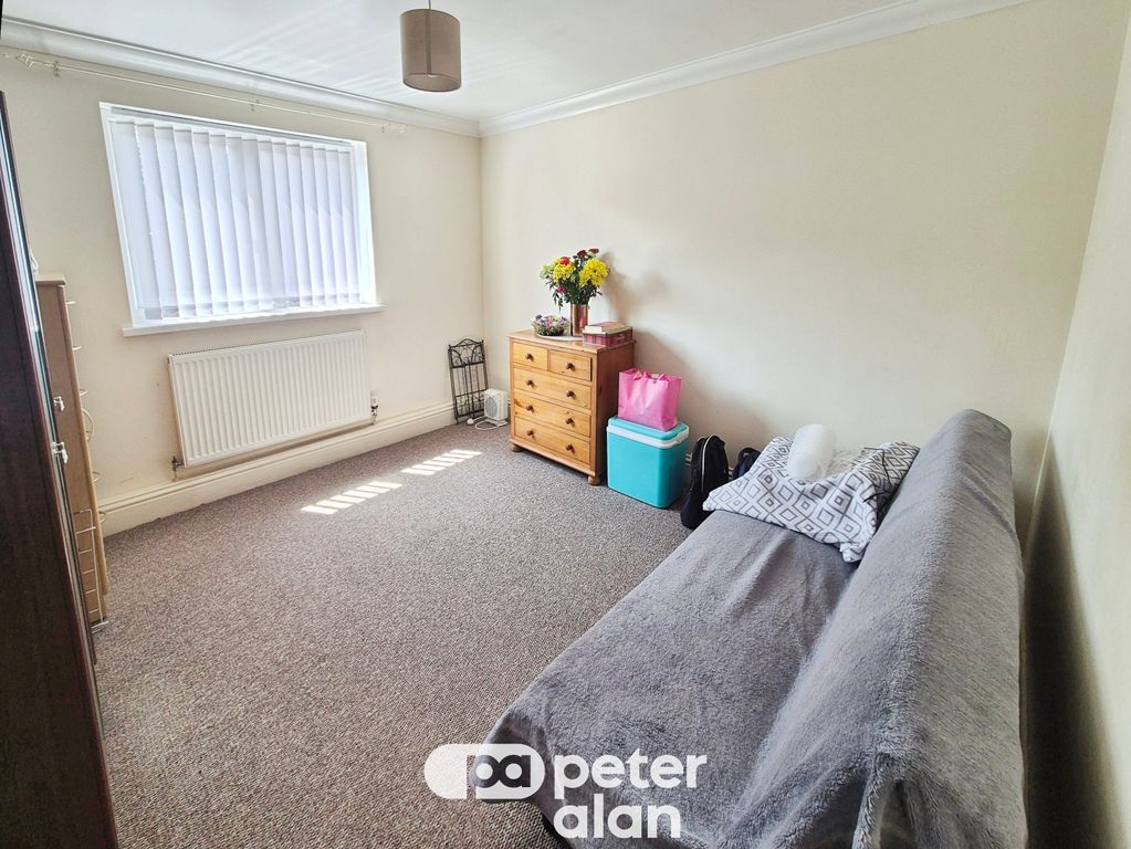 Property photo 2 of 7 Image