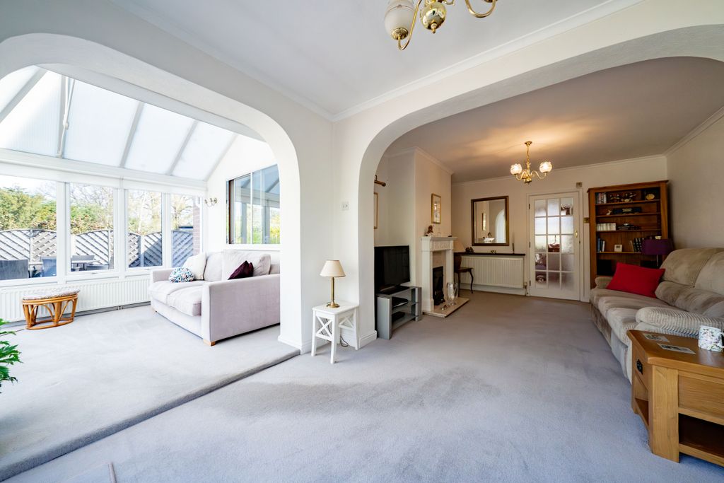 Property photo 2 of 32 Dsc01242