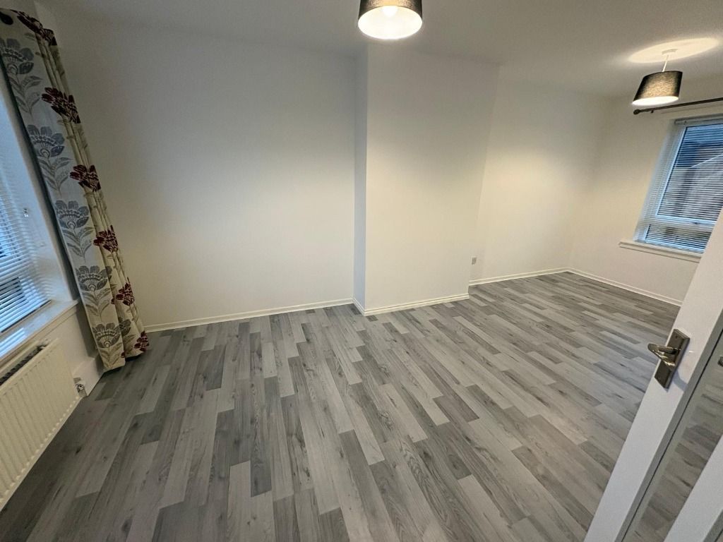 Property photo 2 of 8 Photo 2