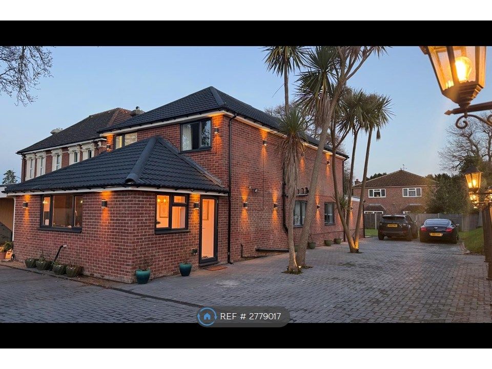 Property photo 1 of 33