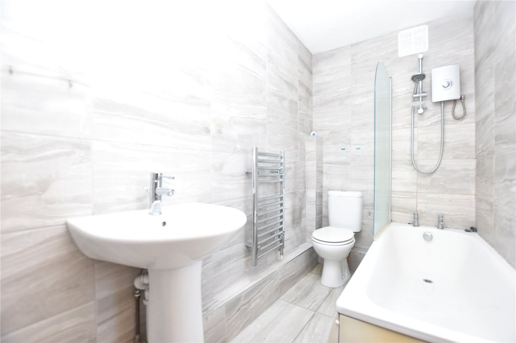 Property photo 2 of 5 Picture No. 04