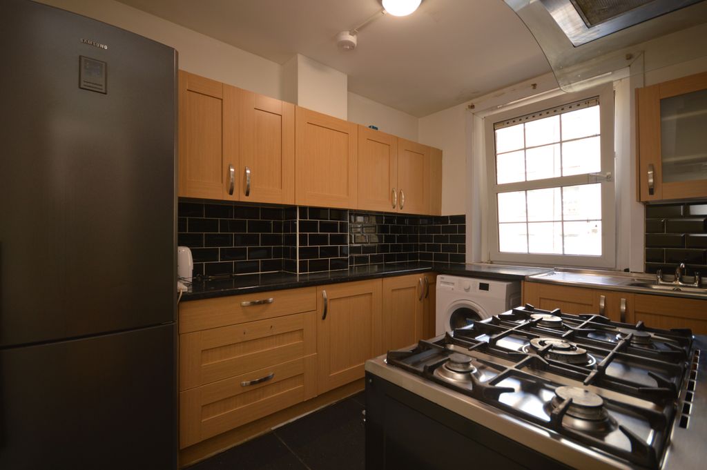 Property photo 2 of 5 Gallery