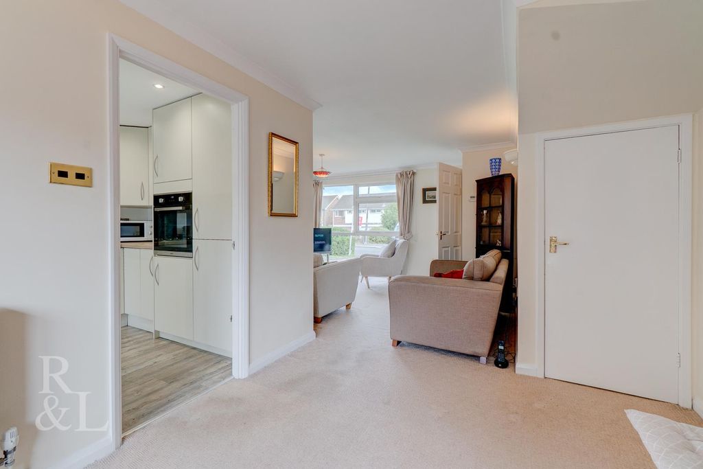 Property photo 3 of 15 Batched  (25).Jpg