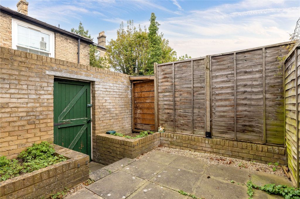 Property photo 3 of 7 Picture No. 02