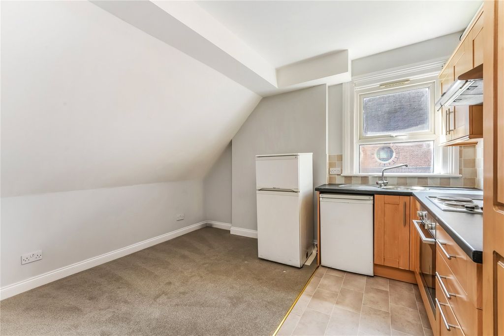 Property photo 2 of 10 Picture No. 02