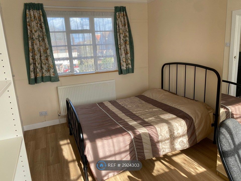 Property photo 2 of 7