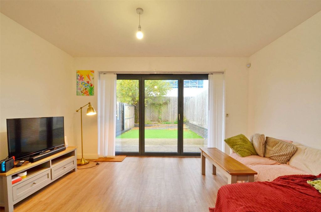 Property photo 3 of 11 Picture No. 04