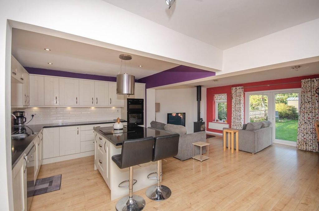 Property photo 3 of 23 Kitchen-Family Room.Jpg