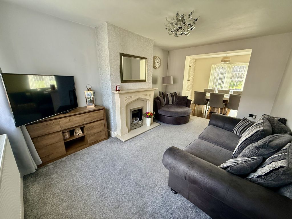 Property photo 3 of 14 Img_2701