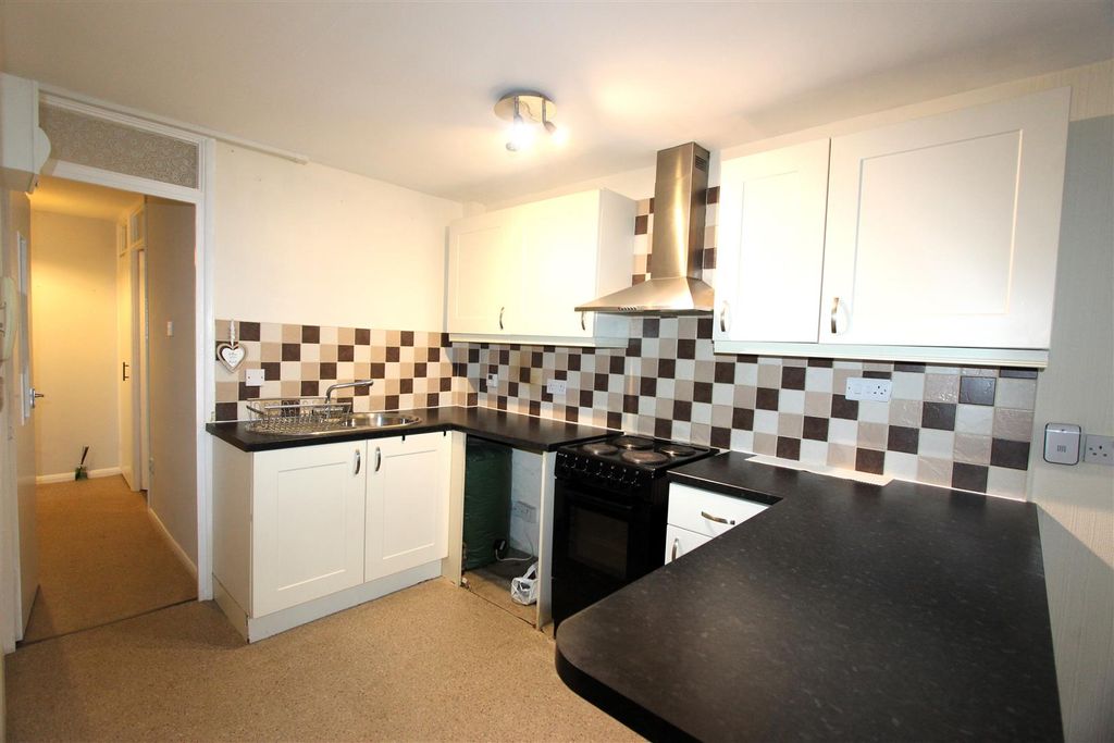 Property photo 3 of 10 4.Jpg