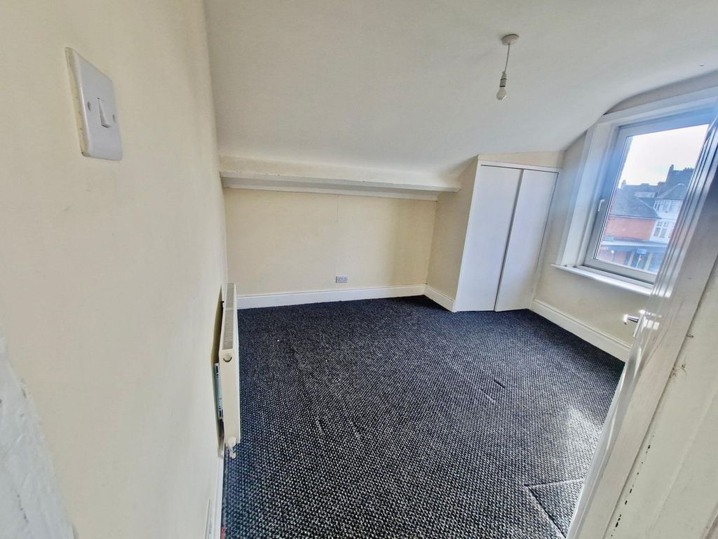 Property photo 3 of 8 340-Hr-3.Jpg