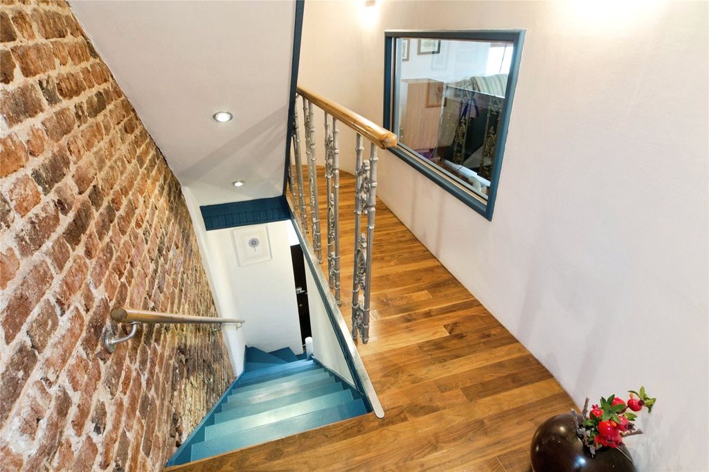 Additional image 9 of 2 bed terraced house for saleBank Place, Porthmadog, Gwynedd LL49